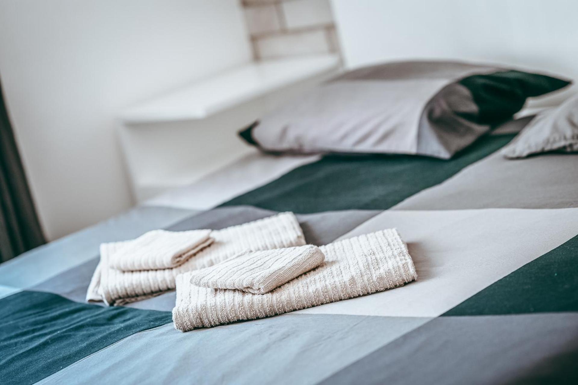 Wake Up Esch City エクステリア 写真